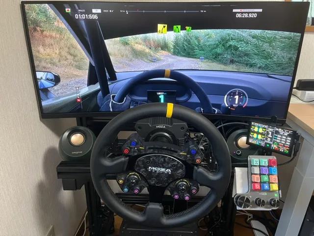 RS V2 ステアリングホイール