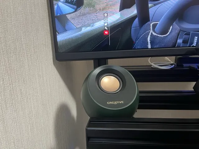 Creative Pebble Pro